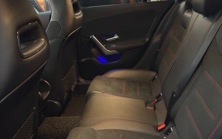Mercedes-Benz CLA, 2023 год, 4 500 000 рублей, 4 фотография