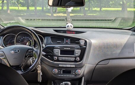 KIA cee'd III, 2014 год, 1 250 000 рублей, 21 фотография