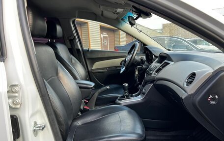 Chevrolet Cruze II, 2012 год, 900 000 рублей, 13 фотография