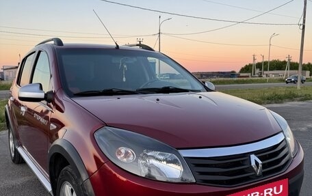 Renault Sandero I, 2013 год, 760 000 рублей, 3 фотография