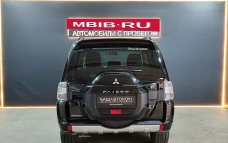 Mitsubishi Pajero IV, 2015 год, 2 395 000 рублей, 3 фотография