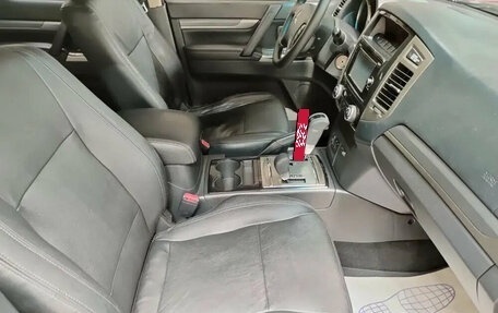 Mitsubishi Pajero IV, 2015 год, 2 395 000 рублей, 8 фотография