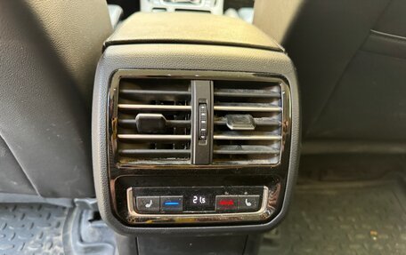 Volkswagen Passat B8 рестайлинг, 2018 год, 1 800 000 рублей, 15 фотография