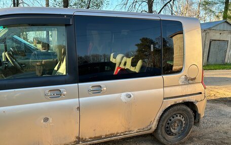 Honda Mobilio I, 2002 год, 350 000 рублей, 10 фотография