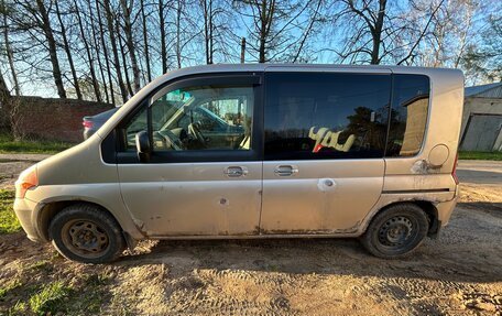 Honda Mobilio I, 2002 год, 350 000 рублей, 9 фотография