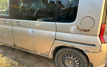 Honda Mobilio I, 2002 год, 350 000 рублей, 11 фотография