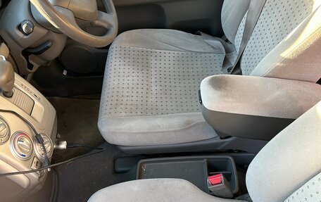 Honda Mobilio I, 2002 год, 350 000 рублей, 16 фотография