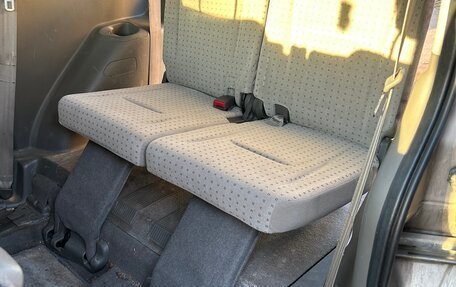 Honda Mobilio I, 2002 год, 350 000 рублей, 25 фотография