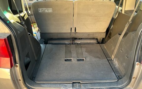 Honda Mobilio I, 2002 год, 350 000 рублей, 22 фотография