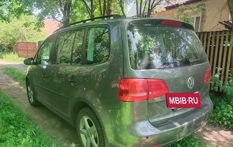 Volkswagen Touran III, 2012 год, 1 690 000 рублей, 8 фотография