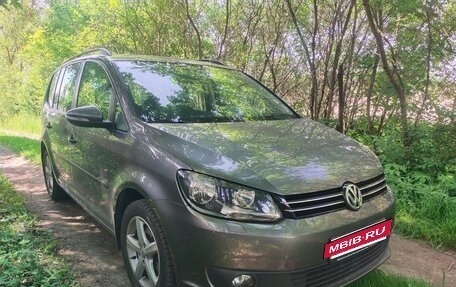 Volkswagen Touran III, 2012 год, 1 690 000 рублей, 3 фотография