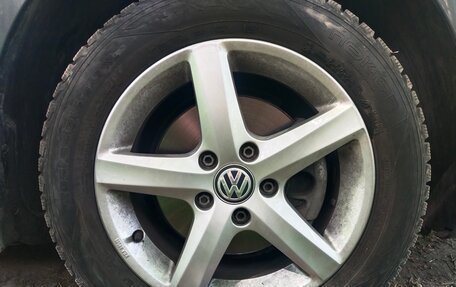 Volkswagen Touran III, 2012 год, 1 690 000 рублей, 30 фотография