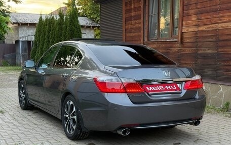 Honda Accord IX рестайлинг, 2013 год, 1 650 000 рублей, 3 фотография