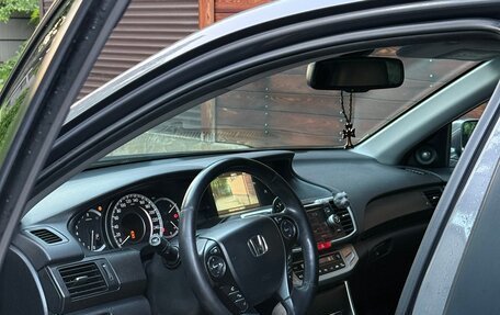 Honda Accord IX рестайлинг, 2013 год, 1 650 000 рублей, 13 фотография