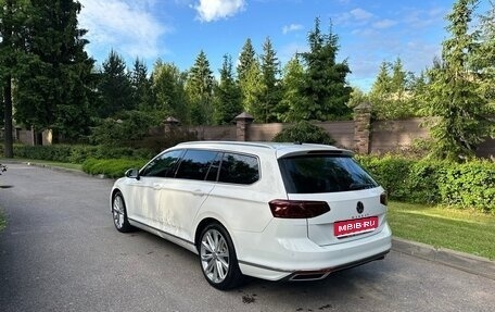 Volkswagen Passat B8 рестайлинг, 2021 год, 3 370 000 рублей, 1 фотография