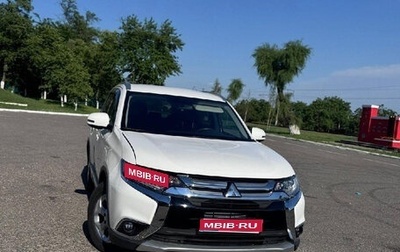 Mitsubishi Outlander III рестайлинг 3, 2021 год, 2 100 000 рублей, 1 фотография