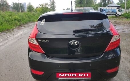 Hyundai Solaris II рестайлинг, 2011 год, 795 000 рублей, 5 фотография