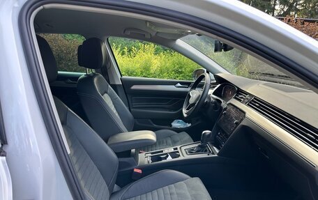 Volkswagen Passat B8 рестайлинг, 2021 год, 3 370 000 рублей, 12 фотография