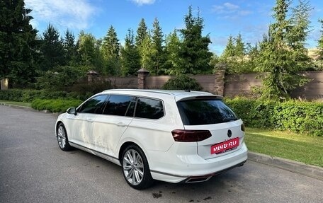Volkswagen Passat B8 рестайлинг, 2021 год, 3 370 000 рублей, 4 фотография