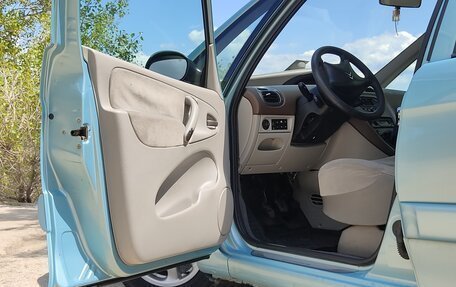 Citroen Xsara Picasso, 2005 год, 240 000 рублей, 10 фотография