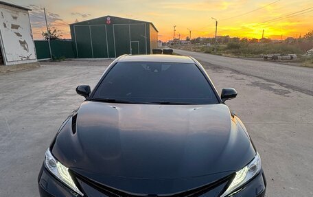 Toyota Camry, 2019 год, 2 700 000 рублей, 2 фотография