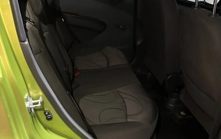 Chevrolet Spark III, 2013 год, 620 000 рублей, 2 фотография