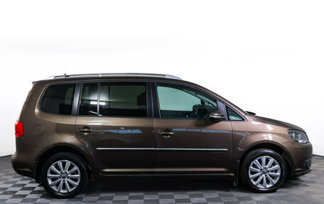 Volkswagen Touran III, 2013 год, 950 000 рублей, 4 фотография