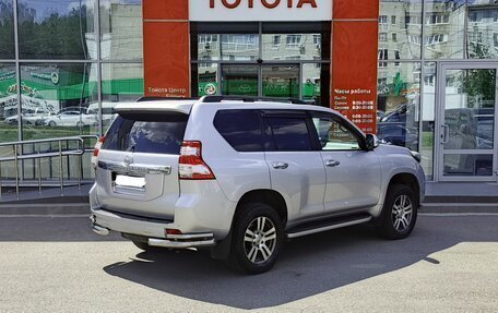 Toyota Land Cruiser Prado 150 рестайлинг 2, 2014 год, 3 600 000 рублей, 5 фотография