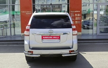 Toyota Land Cruiser Prado 150 рестайлинг 2, 2014 год, 3 600 000 рублей, 6 фотография