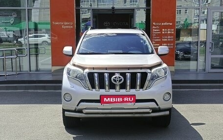 Toyota Land Cruiser Prado 150 рестайлинг 2, 2014 год, 3 600 000 рублей, 2 фотография