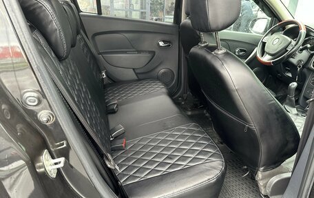 Renault Logan II, 2017 год, 715 000 рублей, 8 фотография