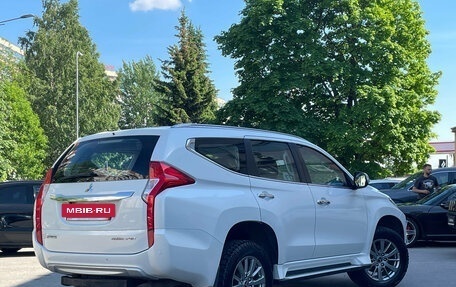 Mitsubishi Pajero Sport III рестайлинг, 2019 год, 2 639 000 рублей, 4 фотография