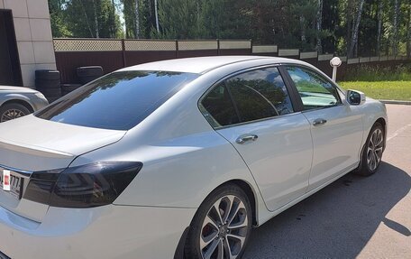 Honda Accord IX рестайлинг, 2013 год, 1 290 000 рублей, 3 фотография