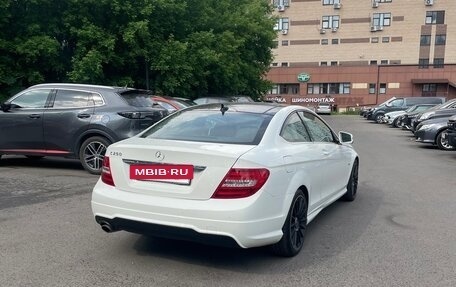 Mercedes-Benz C-Класс, 2012 год, 1 800 000 рублей, 7 фотография