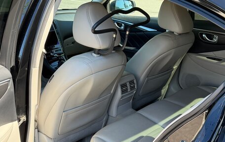 Infiniti Q50 I рестайлинг, 2014 год, 1 590 000 рублей, 17 фотография