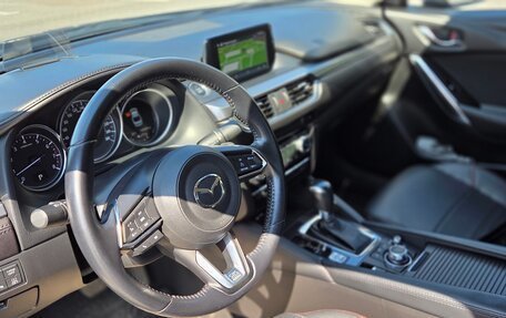 Mazda 6, 2018 год, 1 970 000 рублей, 11 фотография