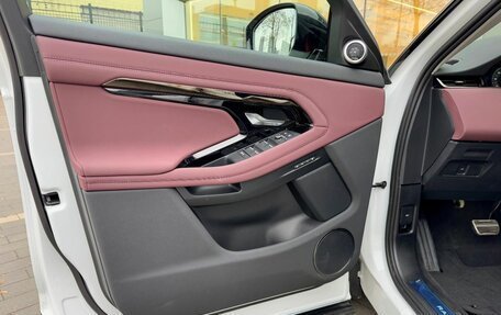 Land Rover Range Rover Evoque II, 2025 год, 6 200 000 рублей, 14 фотография