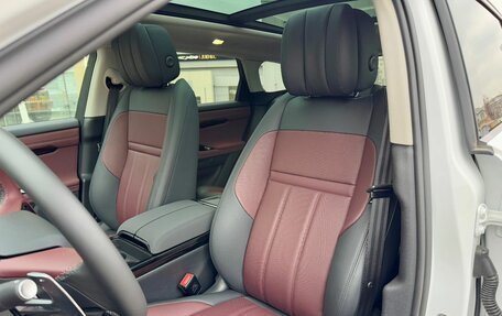 Land Rover Range Rover Evoque II, 2025 год, 6 200 000 рублей, 16 фотография