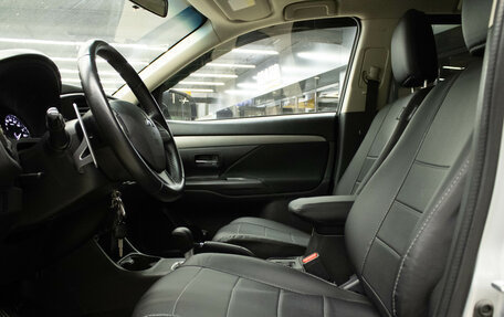 Mitsubishi Outlander III рестайлинг 3, 2013 год, 1 449 000 рублей, 10 фотография