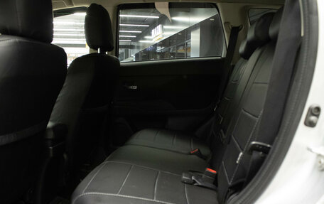 Mitsubishi Outlander III рестайлинг 3, 2013 год, 1 449 000 рублей, 12 фотография