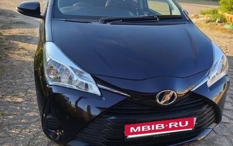 Toyota Vitz, 2019 год, 1 300 000 рублей, 2 фотография