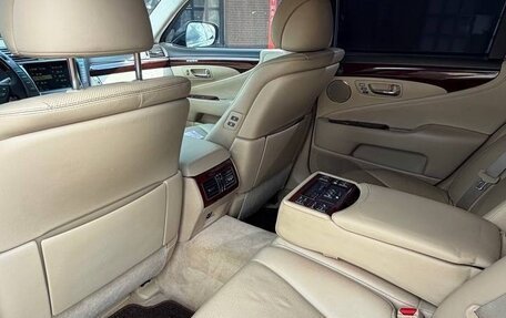 Lexus LS IV, 2008 год, 1 390 000 рублей, 14 фотография