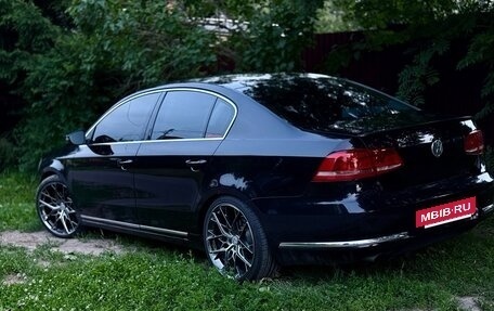 Volkswagen Passat B7, 2012 год, 1 050 000 рублей, 2 фотография