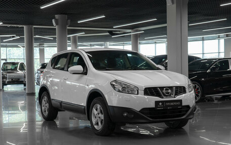 Nissan Qashqai, 2011 год, 920 000 рублей, 2 фотография