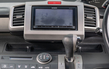 Honda Freed I, 2012 год, 1 099 000 рублей, 16 фотография