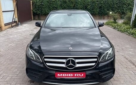 Mercedes-Benz E-Класс, 2019 год, 3 650 000 рублей, 1 фотография