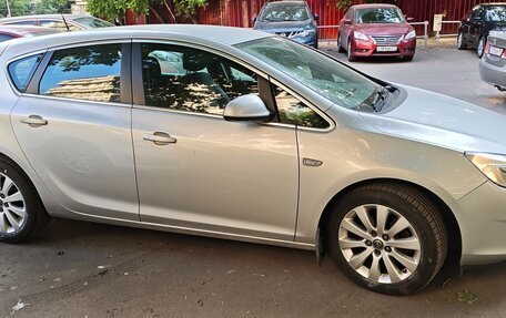 Opel Astra J, 2012 год, 1 150 000 рублей, 2 фотография