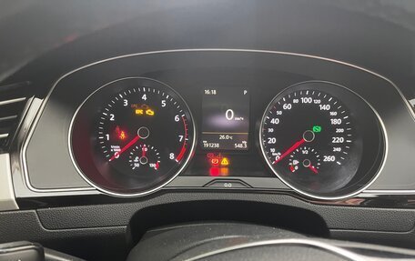 Volkswagen Passat B8 рестайлинг, 2015 год, 1 900 000 рублей, 7 фотография
