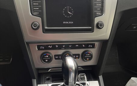 Volkswagen Passat B8 рестайлинг, 2015 год, 1 900 000 рублей, 8 фотография