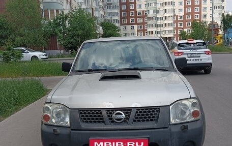 Nissan NP300, 2013 год, 1 300 000 рублей, 3 фотография